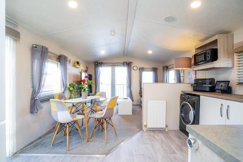 undefined, Fine Country Lodges, Street Lane, DN14 7NY