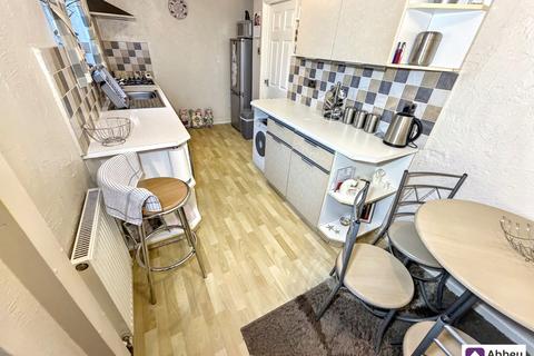 3 bedroom terraced house for sale, Holderness Road, Leicester, LE4