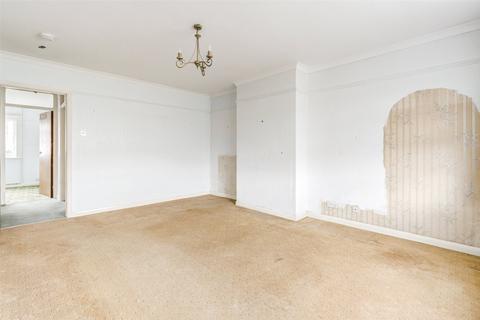 2 bedroom bungalow for sale, Colindale Road North, Ferring, Worthing, West Sussex, BN12