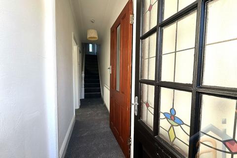 3 bedroom semi-detached house for sale, Clifton Road, Southport, PR8 6HL