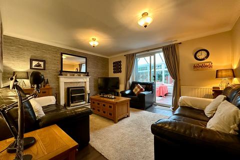 4 bedroom detached house for sale, Waverley Road, Basildon SS15