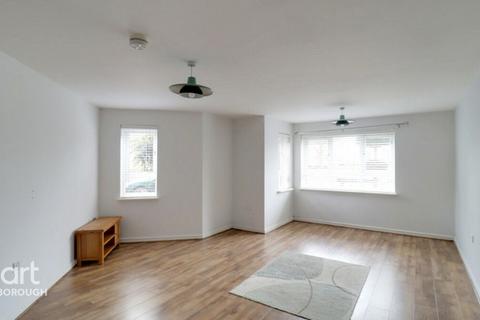2 bedroom flat for sale, Mid Water Crescent, Hampton vale