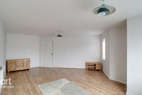 2 bedroom flat for sale, Mid Water Crescent, Hampton vale
