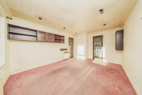 2 bedroom flat for sale, 9/11 Murano Place, Edinburgh, EH7