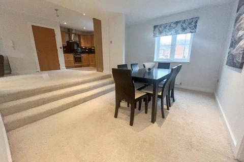 3 bedroom flat to rent, Low MeadowsWitton GilbertDurham