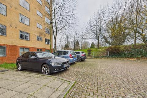 undefined, Kilby Road, Close To Stevenage Station, Stevenage SG1