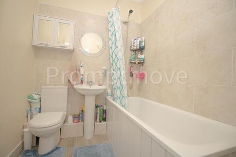 Studio to rent, Russell Rise Luton LU1 5ET