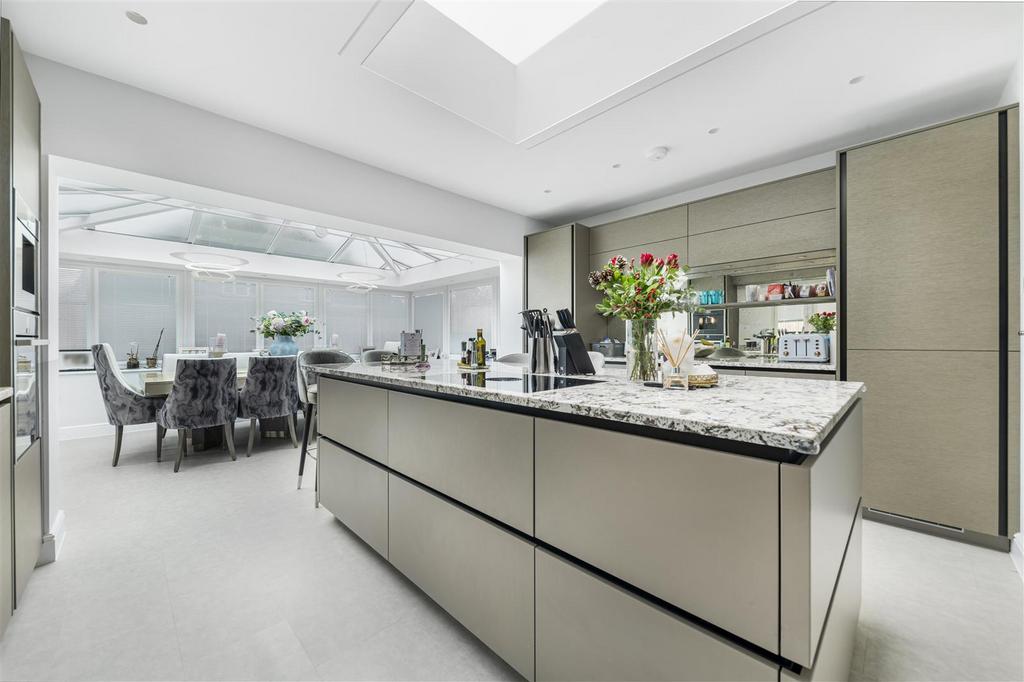 Kitchen / breakfast room