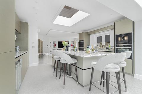 4 bedroom detached house for sale, Lambarde Road, Sevenoaks