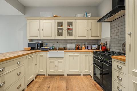 3 bedroom maisonette to rent, Dagnan Road, London, SW12
