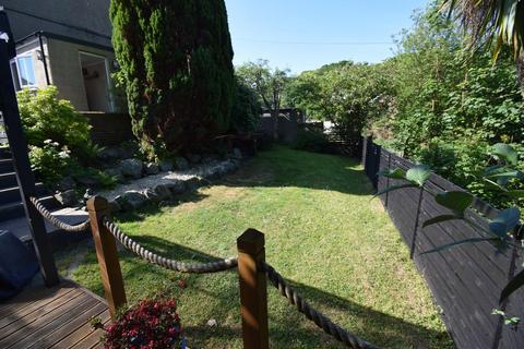 4 bedroom end of terrace house for sale, Dora Street, Porthmadog