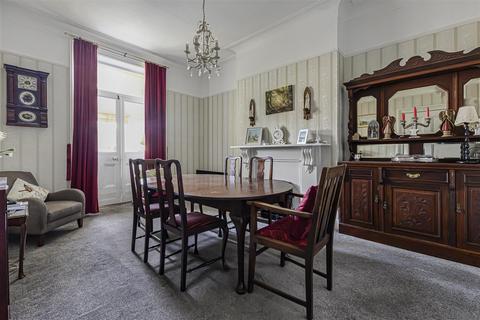 5 bedroom semi-detached house for sale, Holmesdale Road, Sevenoaks