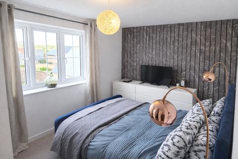 2 bedroom terraced house for sale, Postchaise Close, Hook, Hampshire