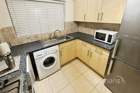 2 bedroom flat to rent, Holly Meadows, Winchester, Hampshire, SO22