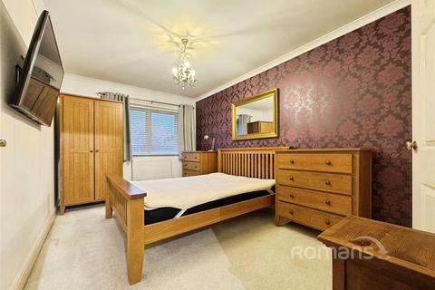2 bedroom flat to rent, Holly Meadows, Winchester, Hampshire, SO22