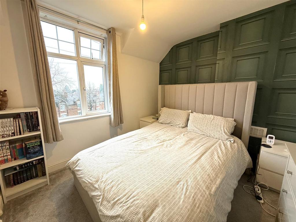 16 pvt bed3.jpeg