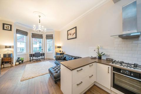 2 bedroom flat for sale, Grove Road, Surbiton KT6
