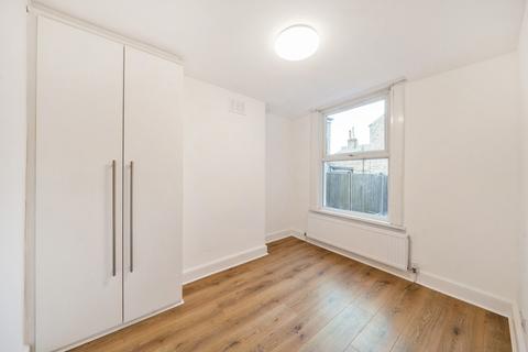 1 bedroom flat to rent, Howbury Road, London, SE15