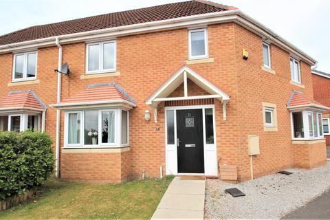 4 bedroom semi-detached house to rent, Mellors Road, Mansfield NG21