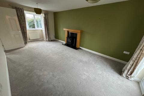 4 bedroom semi-detached house to rent, Mellors Road, Mansfield NG21