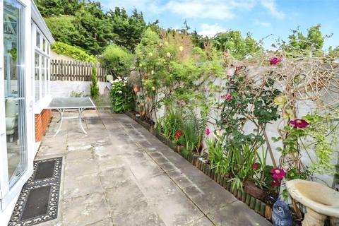 2 bedroom bungalow for sale, Sandy Point Road, Hayling Island, Hampshire
