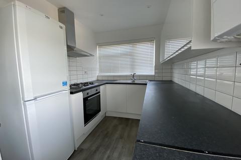 5 bedroom semi-detached house to rent, Canfield Close, Brighton BN2