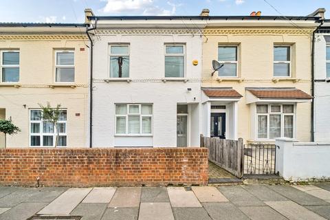 3 bedroom flat for sale, Finborough Road, Tooting, London, SW17
