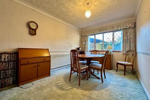 3 bedroom end of terrace house for sale, Patricia Gardens, Billericay CM11