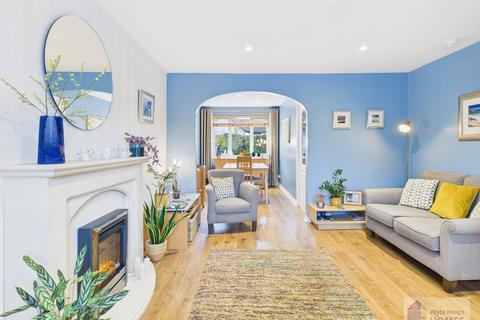 3 bedroom semi-detached villa for sale, Millburn Gardens, East Kilbride G75