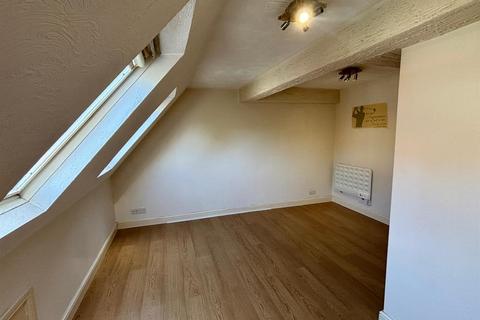 Studio to rent, Church Street, Lutterworth