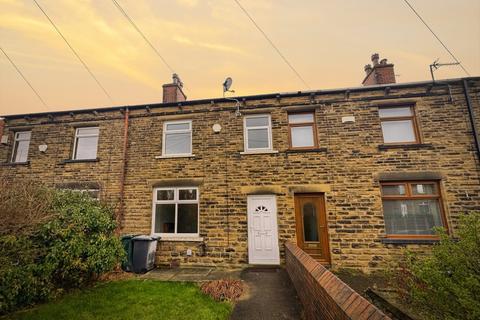3 bedroom terraced house to rent, Welwyn Avenue, West Yorkshire WF17
