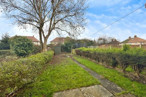 3 bedroom terraced house to rent, Welwyn Avenue, West Yorkshire WF17