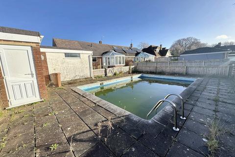 3 bedroom semi-detached bungalow for sale, Holt