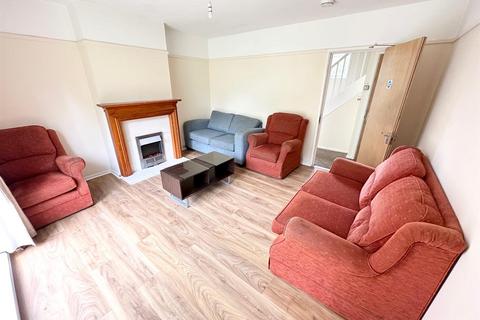undefined, Keith Park Road, Uxbridge