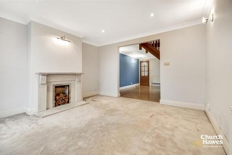 2 bedroom semi-detached house for sale, Station Road, Burnham-on-Crouch