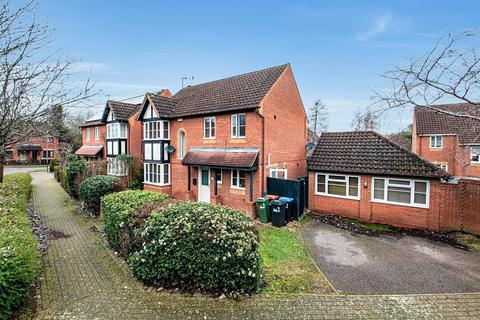 4 bedroom detached house to rent, Curtis Croft, Milton Keynes MK5