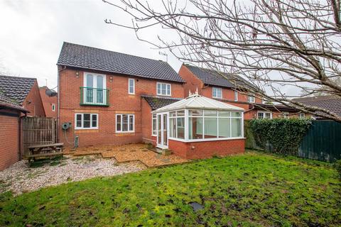 undefined, Curtis Croft, Milton Keynes MK5