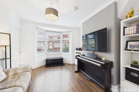 2 bedroom terraced house for sale, Mayville Avenue, East Yorkshire HU8