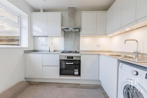 2 bedroom apartment for sale, Connaught Avenue, Frinton on Sea
