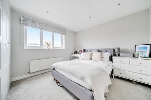 2 bedroom apartment for sale, Alderman Willey Close, Berkshire RG41