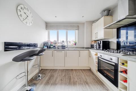 2 bedroom apartment for sale, Alderman Willey Close, Berkshire RG41