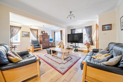 3 bedroom semi-detached house for sale, Quarrington Close,  Thatcham,  RG19,  RG19