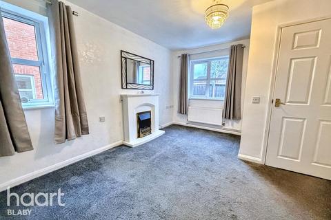 2 bedroom semi-detached house for sale, Shades Close, Leicester