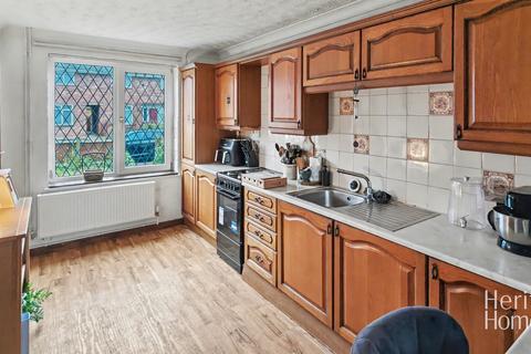3 bedroom terraced house for sale, Barnes Close, Norwich, NR7 9DU
