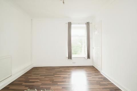 3 bedroom house to rent, Cardiff Road, Taffs Well, Caerdydd, CF15