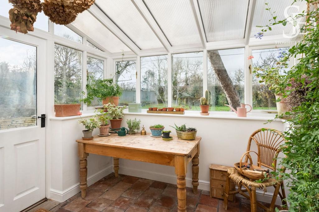Garden room