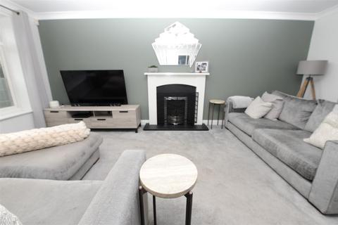 5 bedroom detached house for sale, Sandhill Fold, Idle, Bradford