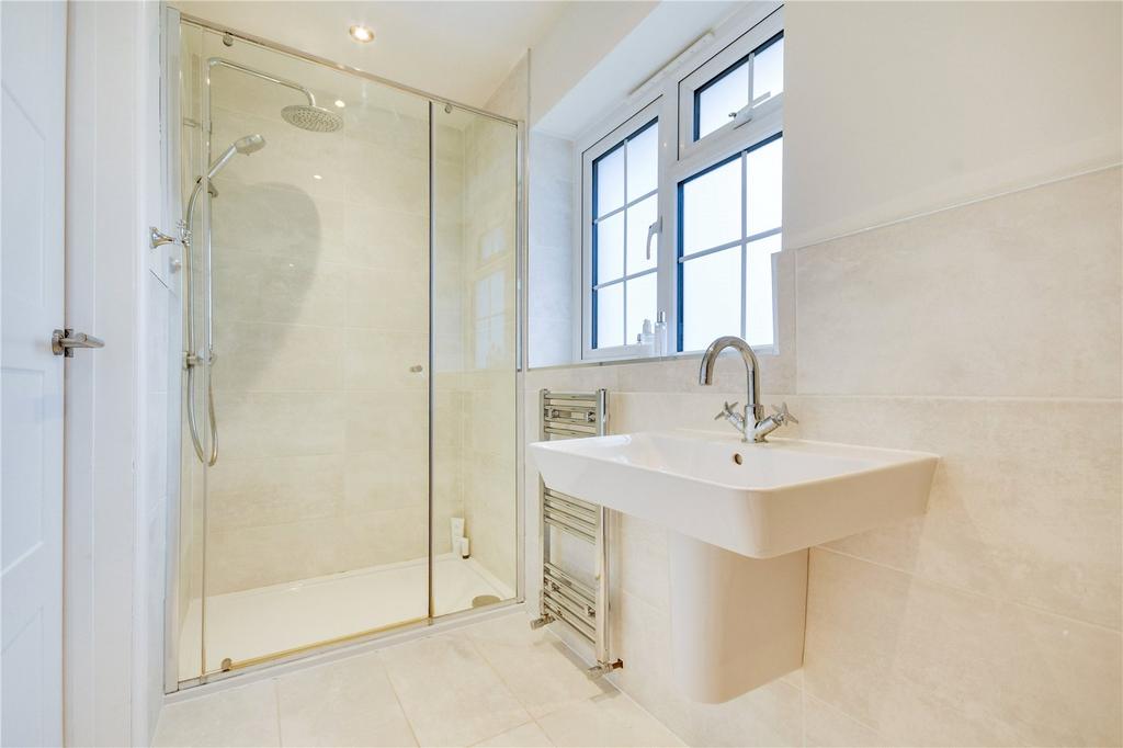 En Suite Shower Room