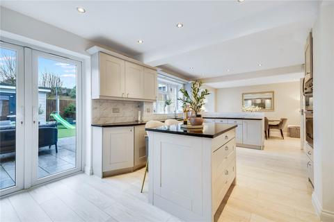 4 bedroom link detached house for sale, Goldenacres, Chelmsford, Essex, CM1