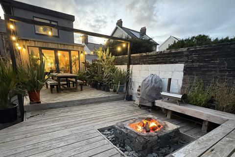 undefined, High Street, Borth SY24